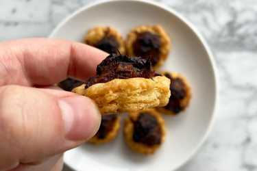 Pie scrap bites with cranberry bacon jam