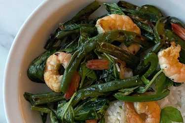 Thai-inspired green beans and shrimp