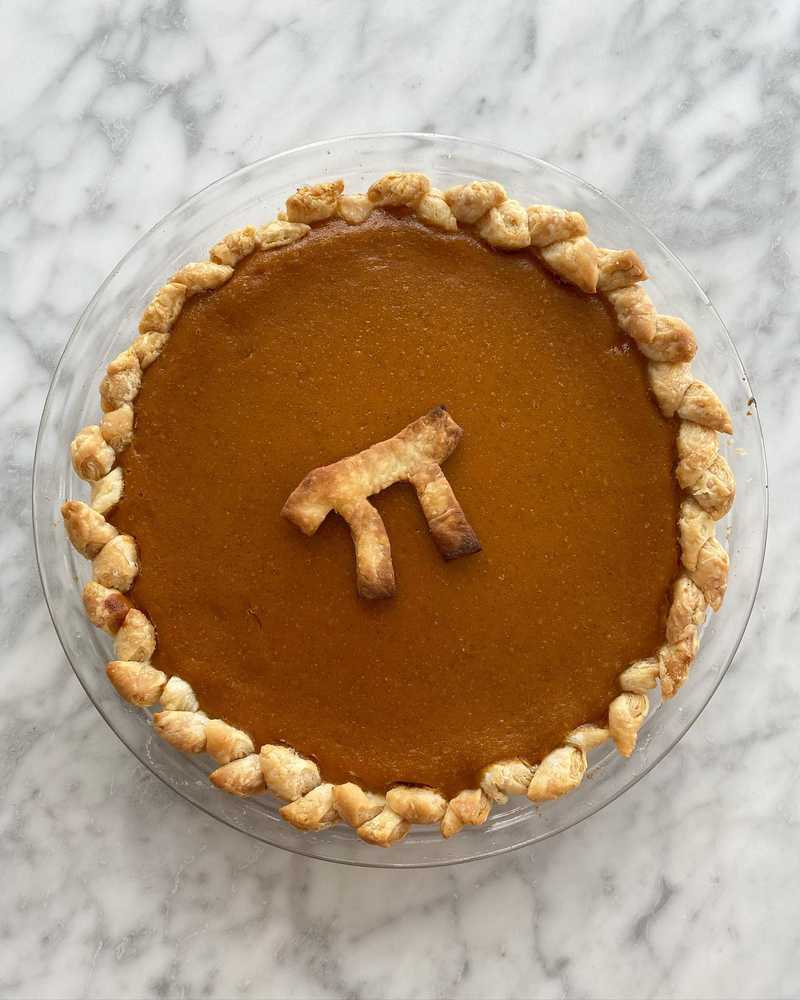 Happy #PiDay from me and any excuse to make pie. It’s @thekitchenista’s sweet potato filling in @emcdowell’s all buttah crust (featuring a fun epi “crimp…