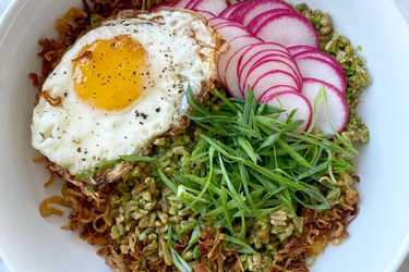 Farro and broccoli grain bowl